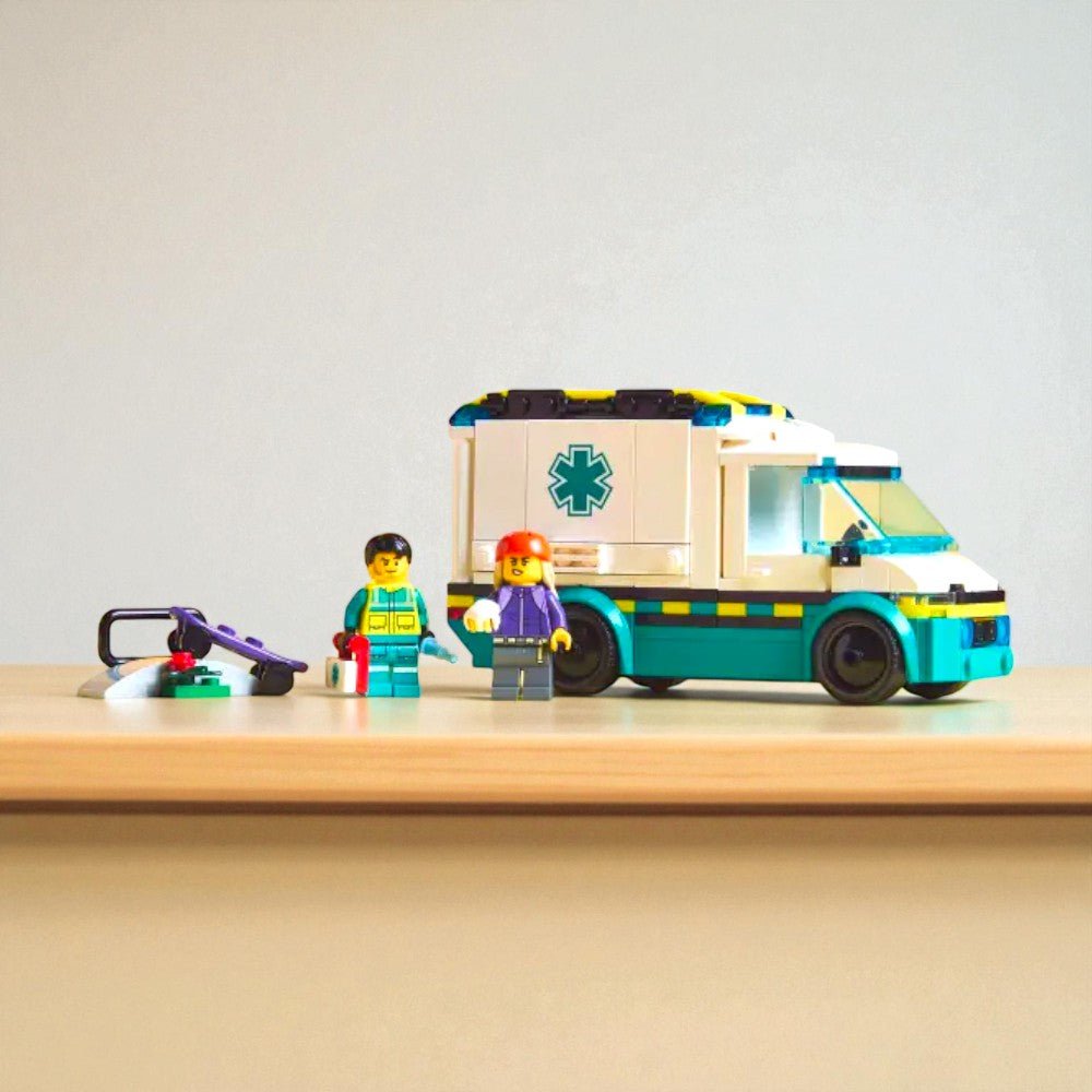 Bloques LEGO Ambulancia De Emergencia - Lego - Titan.com.pa - 673419403528
