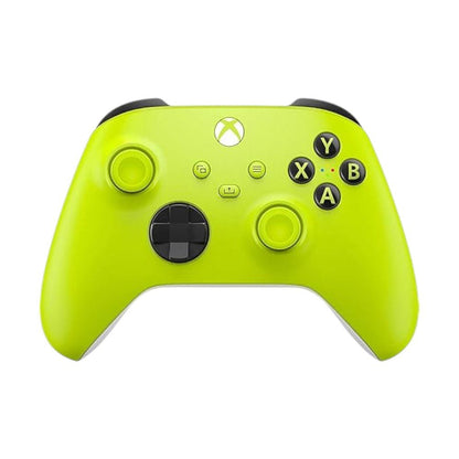 Control Xbox Electric Volt con agarre texturizado, cruceta híbrida y Bluetooth. Potencia y estilo en tus manos. En el Titán Panamá.