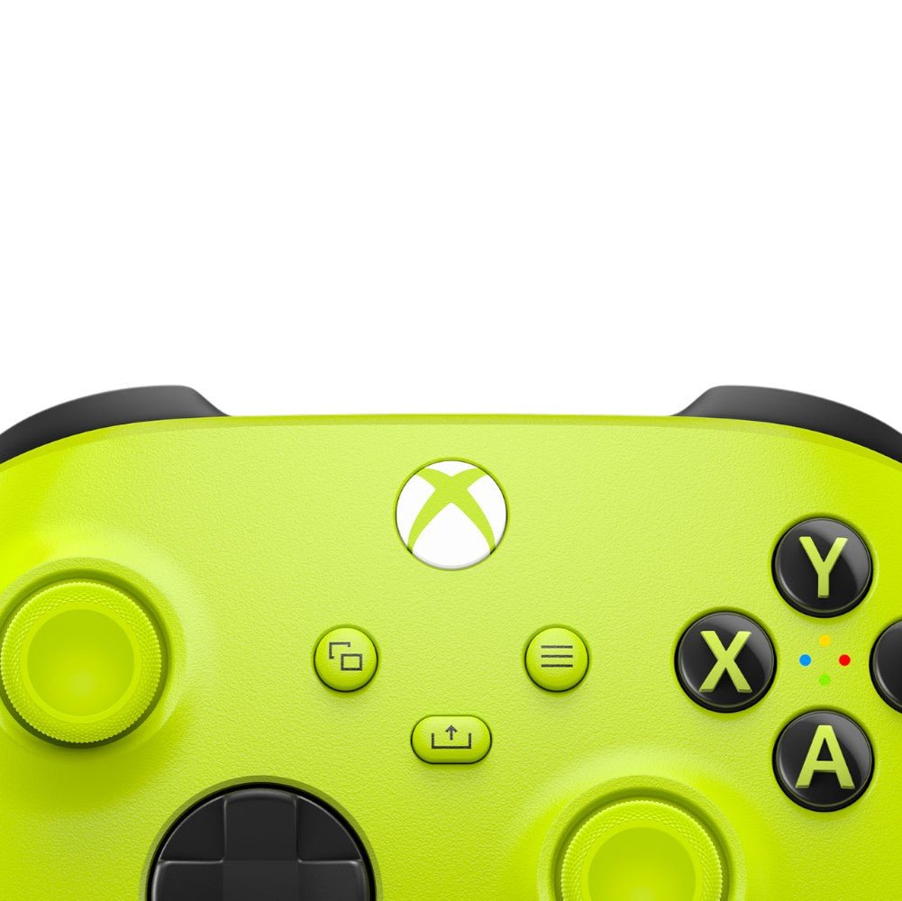 Control Xbox Electric Volt con agarre texturizado, cruceta híbrida y Bluetooth. Potencia y estilo en tus manos. En el Titán Panamá.
