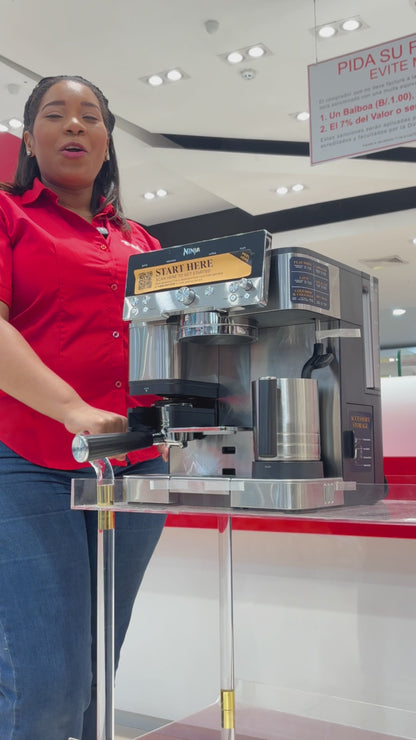 Máquina de Café Expresso Ninja Luxe Café