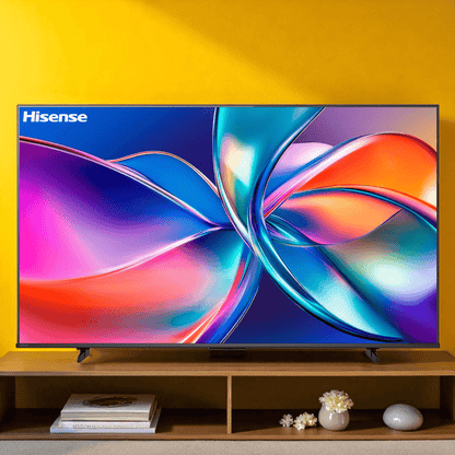 Hisense 65 pulg QLED 4K que transforma tu sala en un centro multimedia impresionante. Titán Panamá.